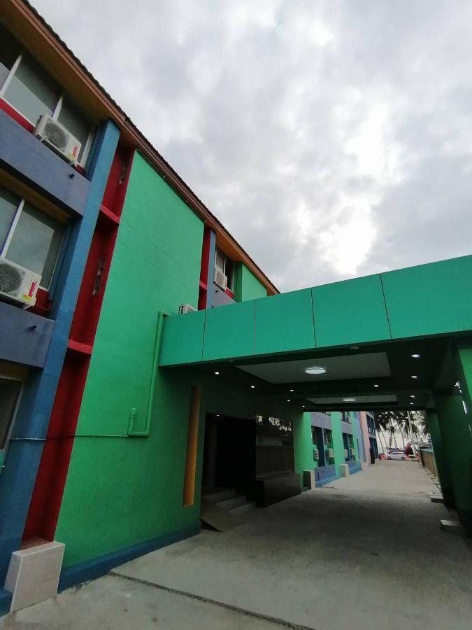 The Sea Bangsaen Hotel المظهر الخارجي الصورة