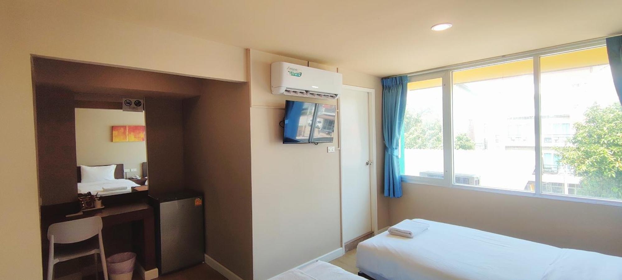 The Sea Bangsaen Hotel المظهر الخارجي الصورة